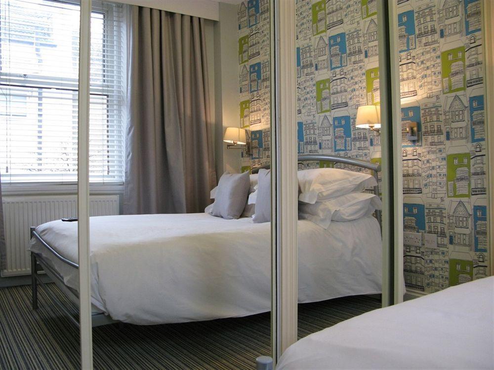 Oyo Lifestyle Hotel Sea Breeze Brighton Exterior foto