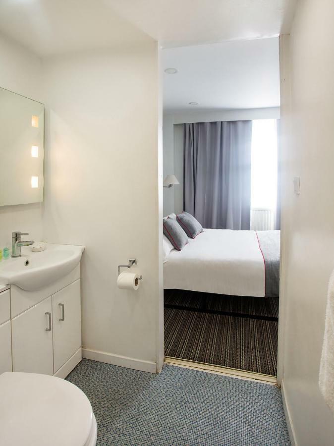 Oyo Lifestyle Hotel Sea Breeze Brighton Exterior foto